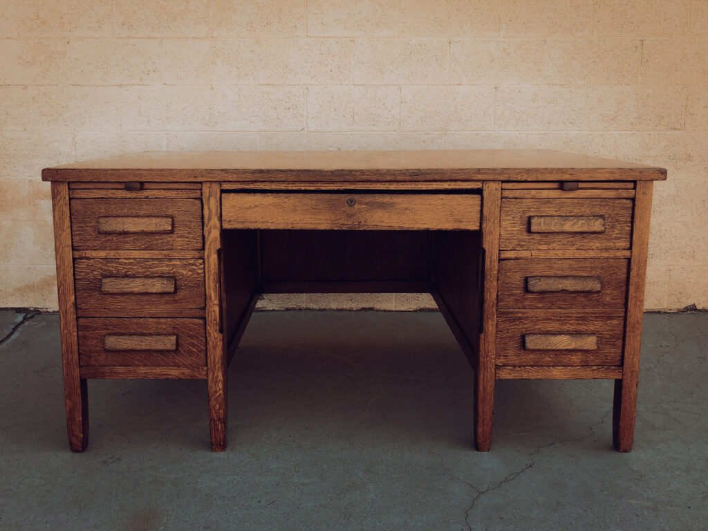 antique furniture quarter sawn oak desk